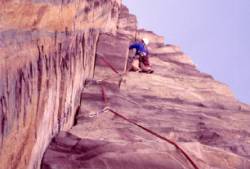 First ascent of Cocroach Cluster 5.8, photo: M.Waldhoer